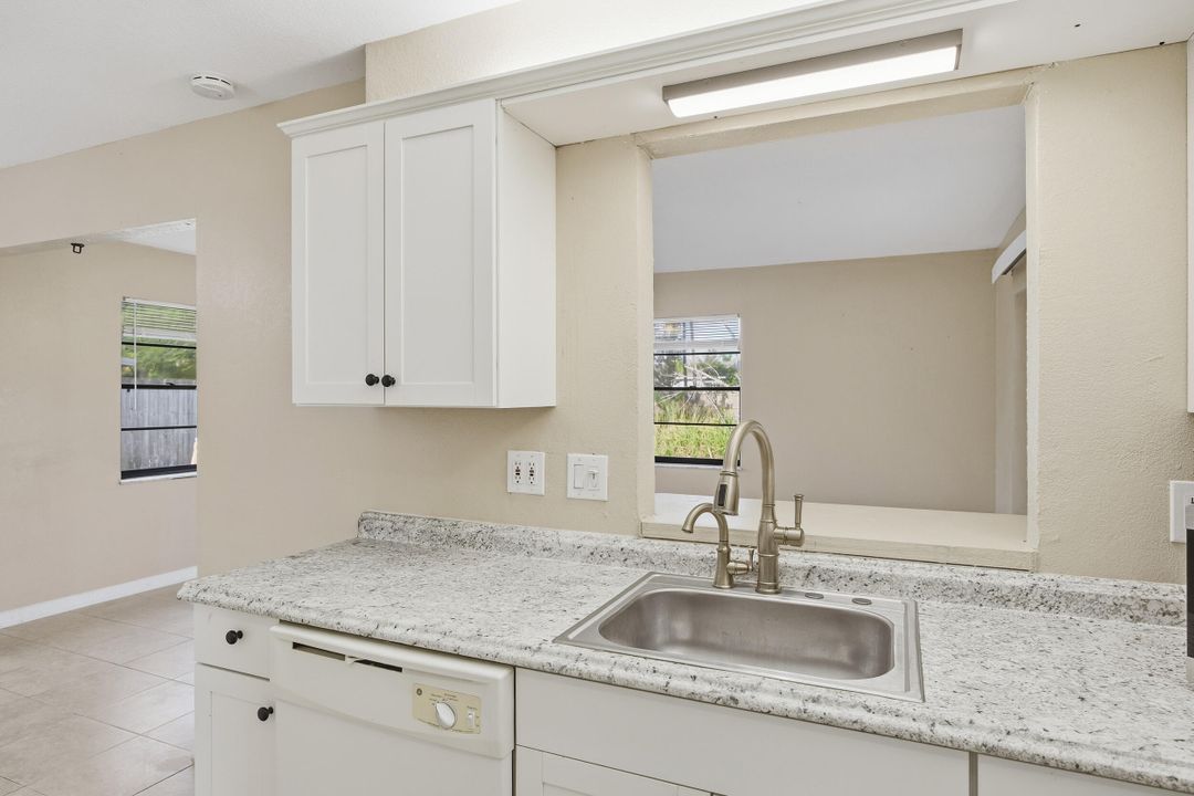 En Venta: $325,000 (3 camas, 2 baños, 1654 Pies cuadrados)