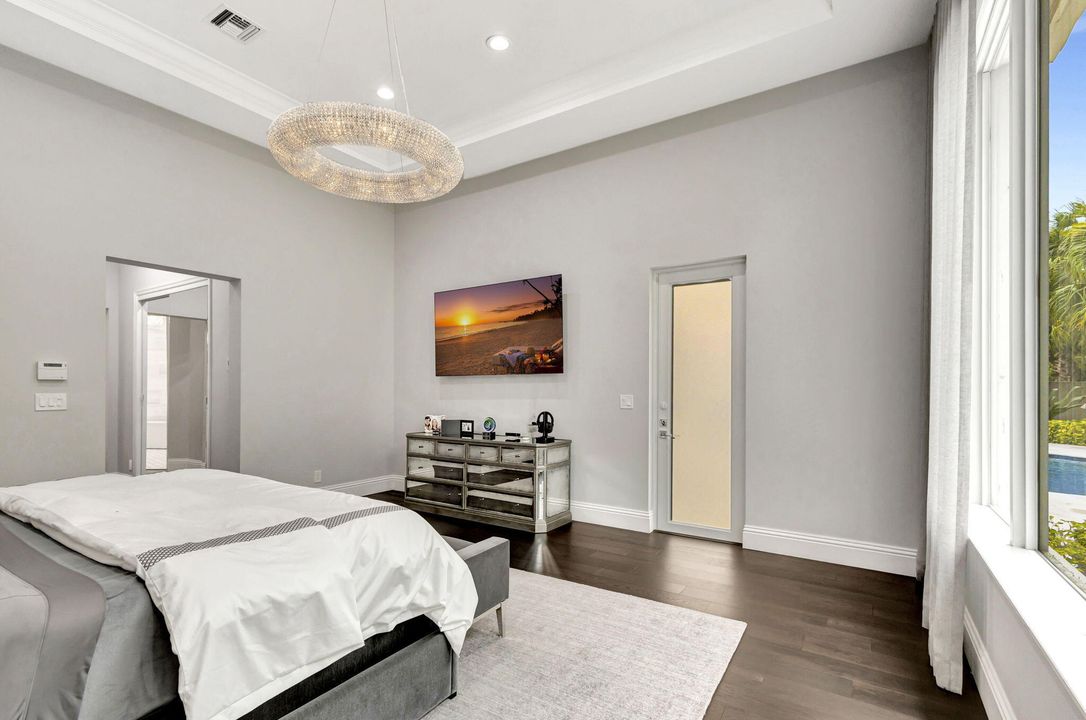 En Venta: $3,699,000 (4 camas, 4 baños, 4228 Pies cuadrados)