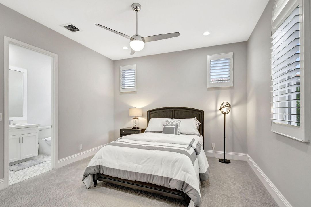 En Venta: $3,699,000 (4 camas, 4 baños, 4228 Pies cuadrados)