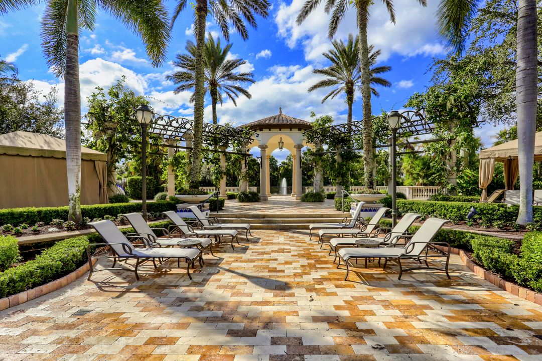 En Venta: $3,699,000 (4 camas, 4 baños, 4228 Pies cuadrados)