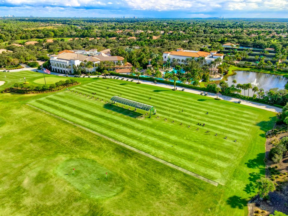 En Venta: $3,699,000 (4 camas, 4 baños, 4228 Pies cuadrados)