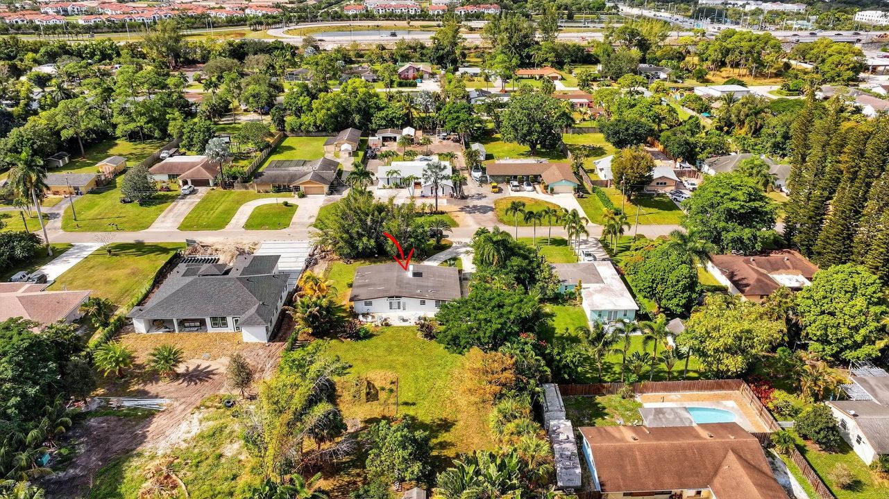 Active With Contract: $450,000 (3 beds, 2 baths, 1566 Square Feet)