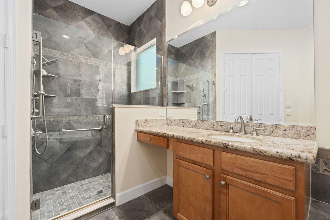 На продажу: $550,000 (3 спален, 2 ванн, 2412 Квадратных фут)