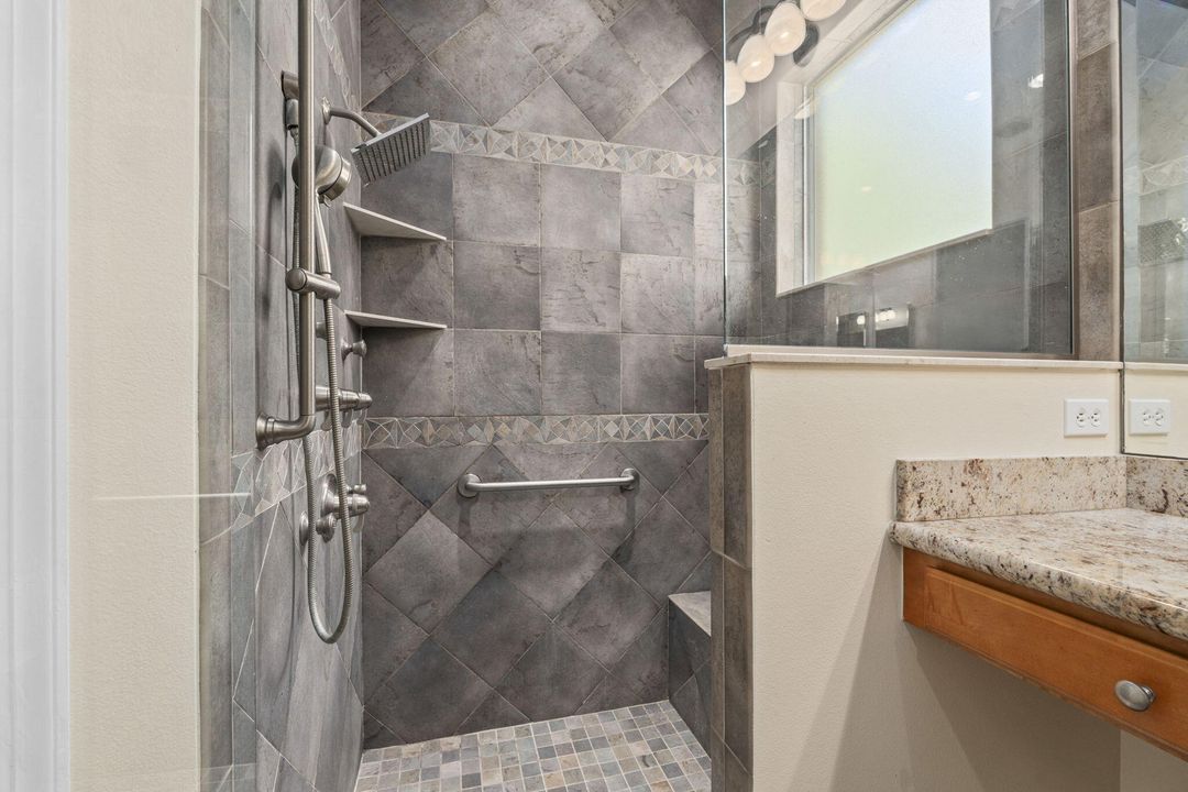 На продажу: $550,000 (3 спален, 2 ванн, 2412 Квадратных фут)