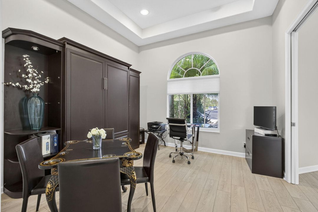 For Sale: $1,799,000 (3 beds, 3 baths, 2500 Square Feet)