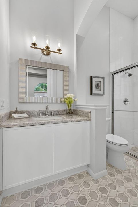 For Sale: $1,799,000 (3 beds, 3 baths, 2500 Square Feet)