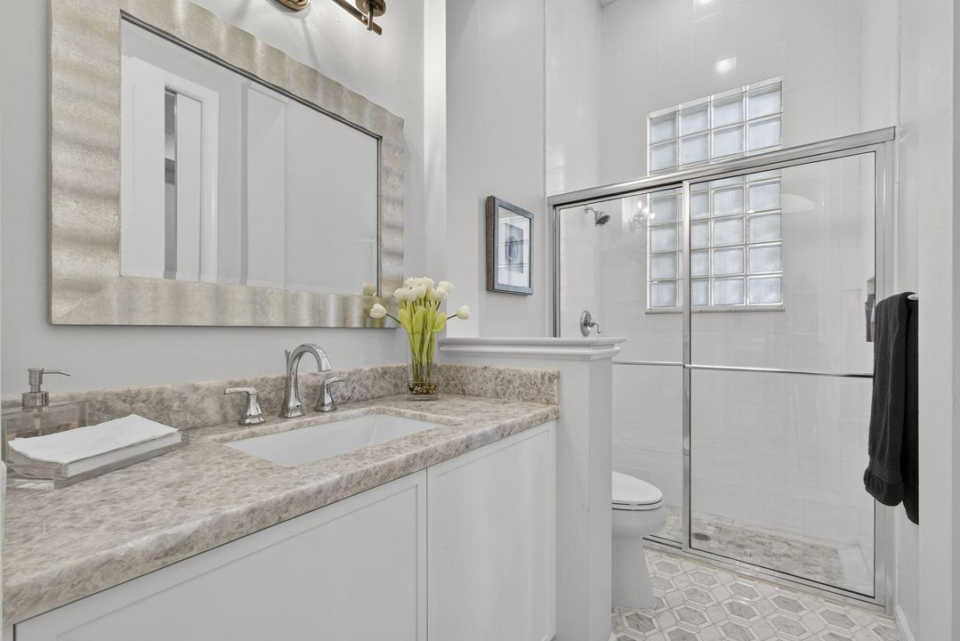 For Sale: $1,799,000 (3 beds, 3 baths, 2500 Square Feet)