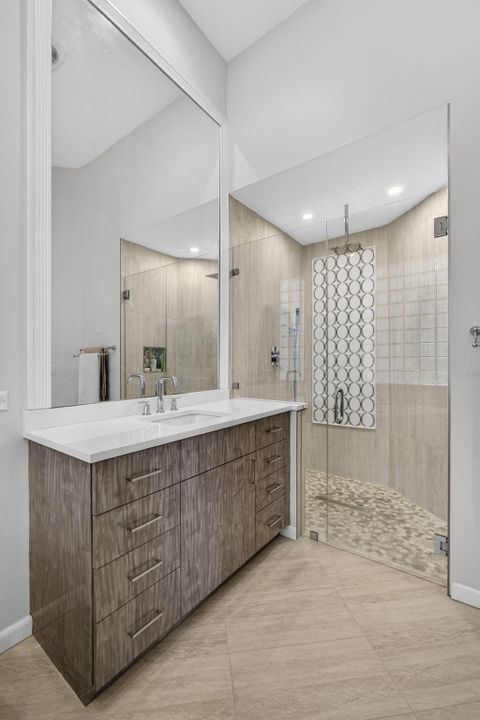 For Sale: $1,799,000 (3 beds, 3 baths, 2500 Square Feet)