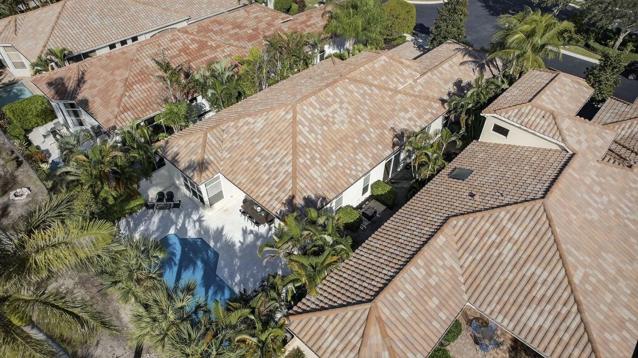 For Sale: $1,799,000 (3 beds, 3 baths, 2500 Square Feet)