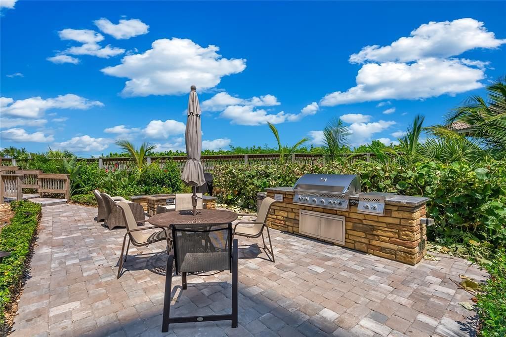 待售: $1,000,000 (3 贝兹, 2 浴室, 2343 平方英尺)