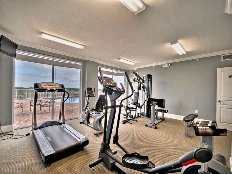 待售: $1,000,000 (3 贝兹, 2 浴室, 2343 平方英尺)