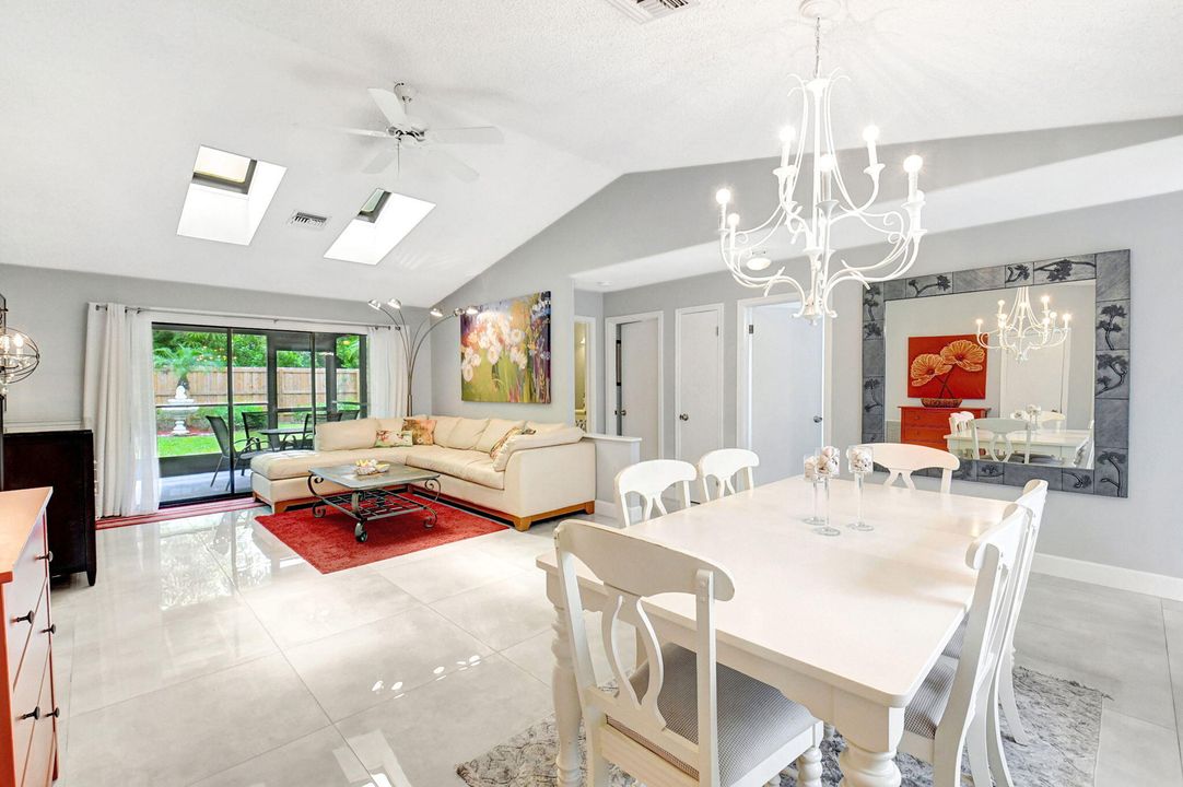 For Rent: $3,400 (3 beds, 2 baths, 1216 Square Feet)