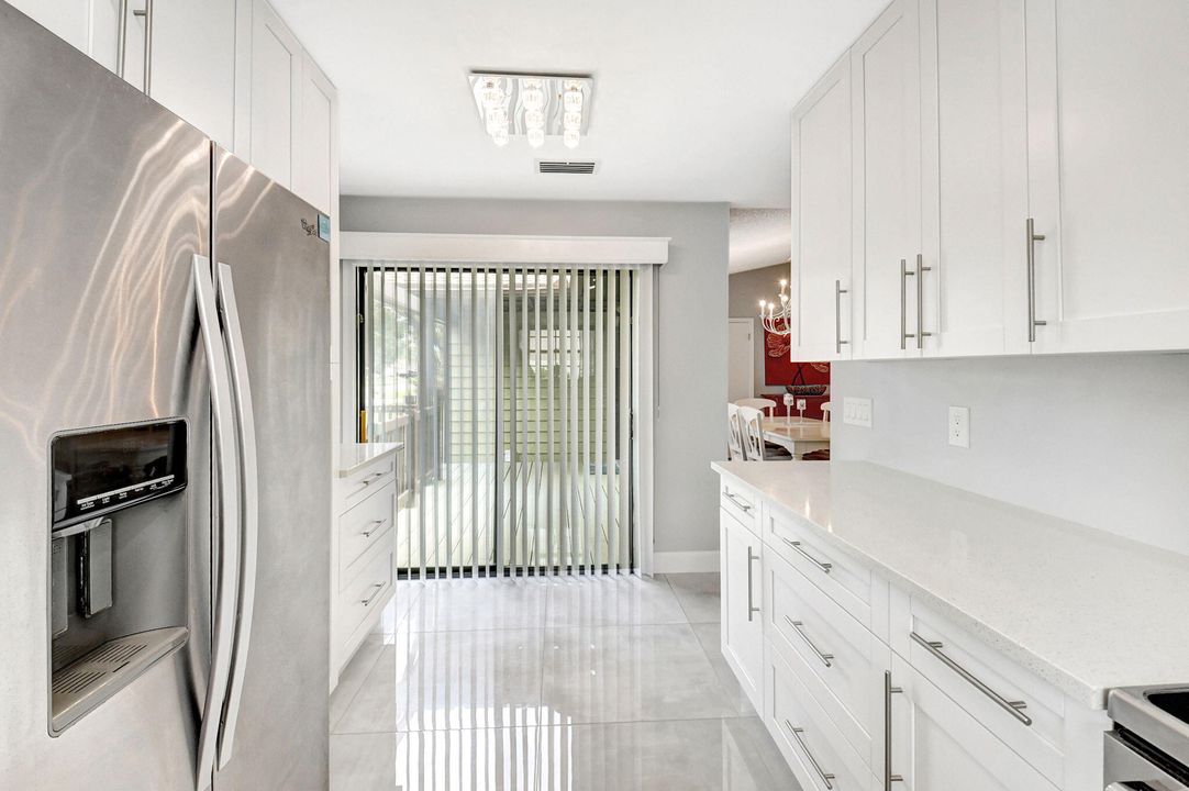 For Rent: $3,400 (3 beds, 2 baths, 1216 Square Feet)