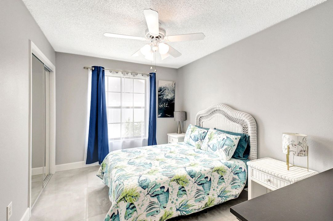 For Rent: $3,400 (3 beds, 2 baths, 1216 Square Feet)