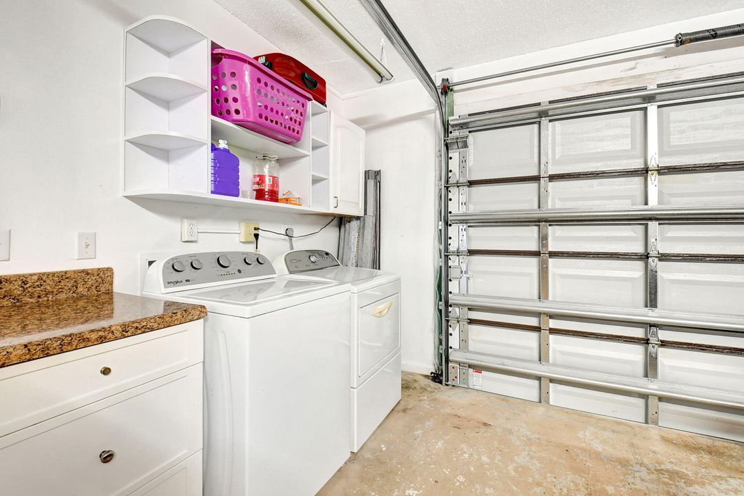 For Rent: $3,400 (3 beds, 2 baths, 1216 Square Feet)