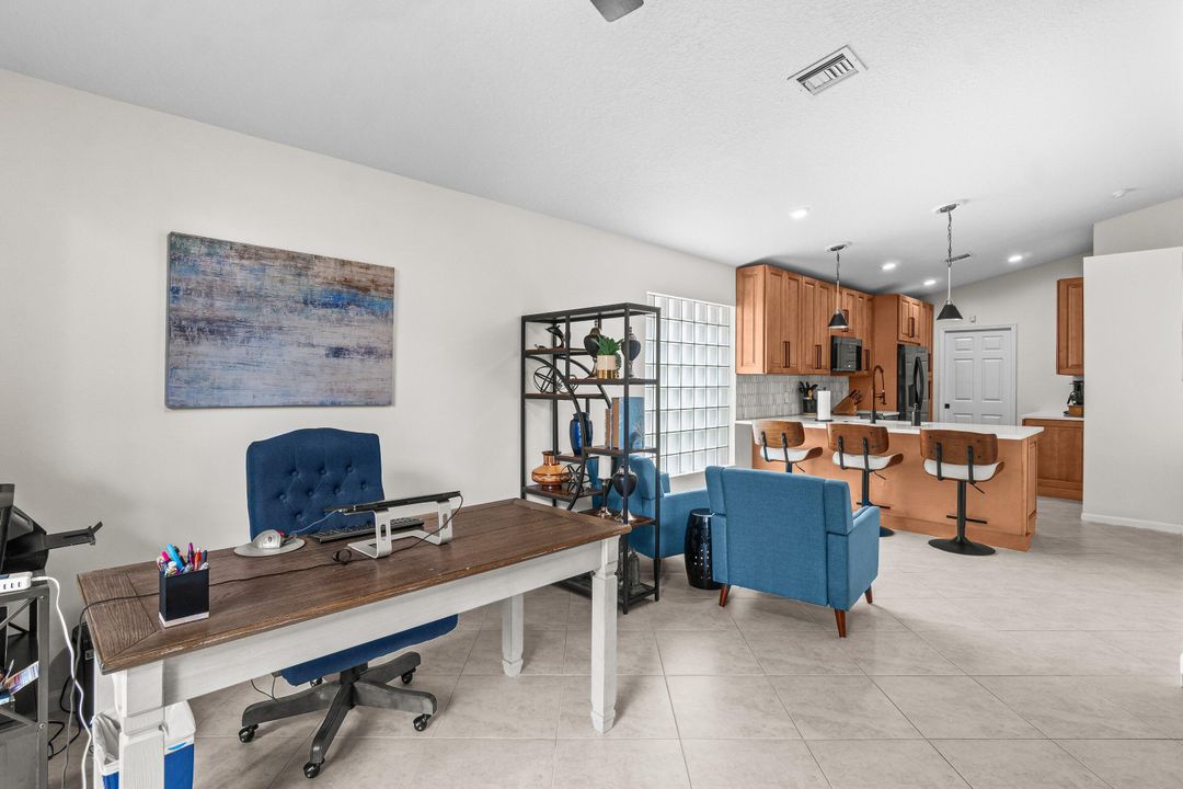 For Sale: $550,000 (3 beds, 2 baths, 2033 Square Feet)