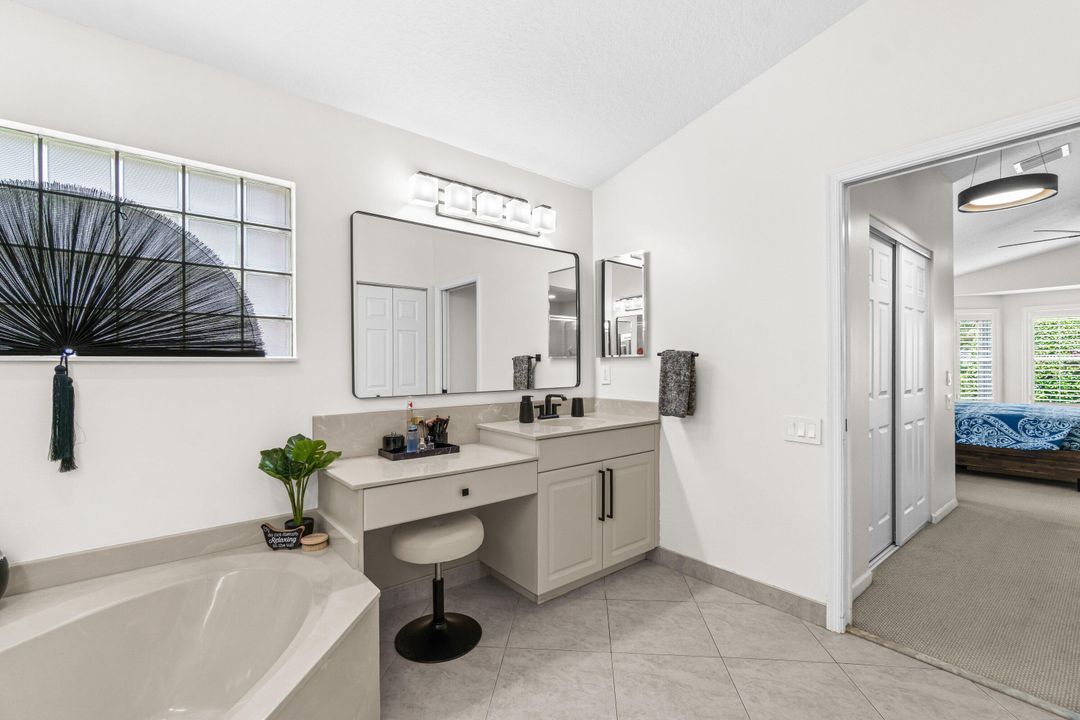 For Sale: $550,000 (3 beds, 2 baths, 2033 Square Feet)