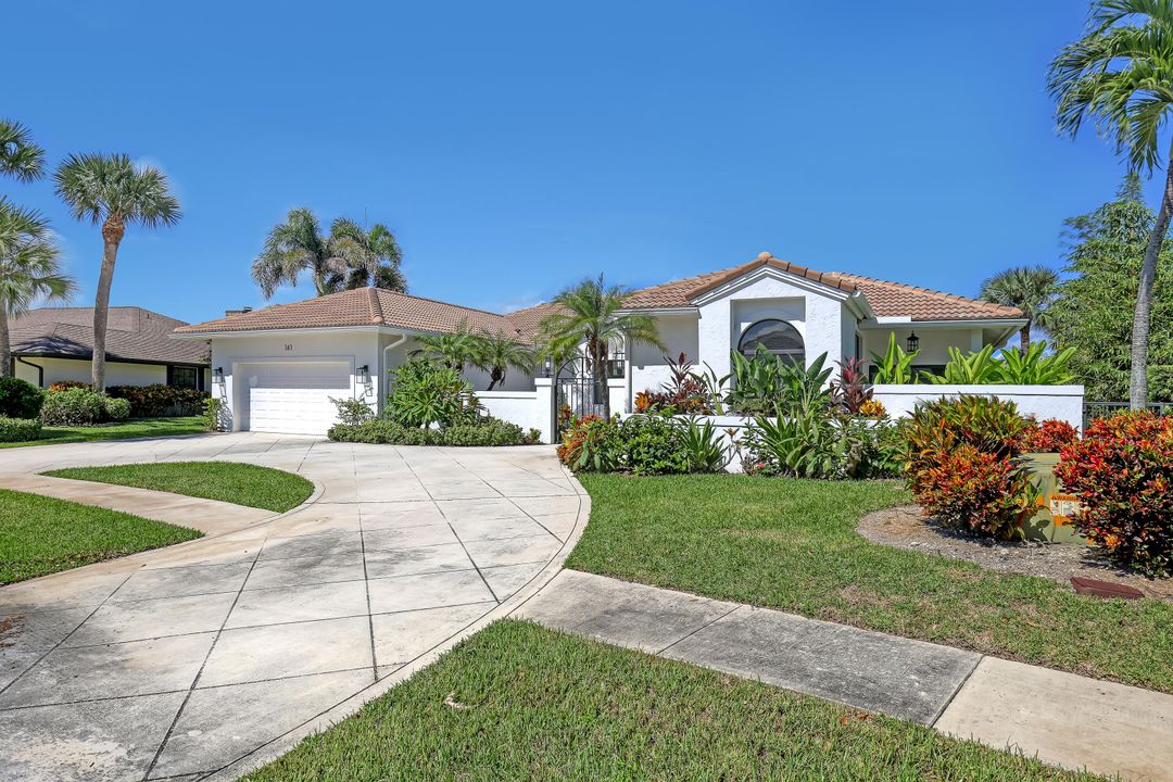 En Venta: $3,599,000 (4 camas, 3 baños, 3000 Pies cuadrados)