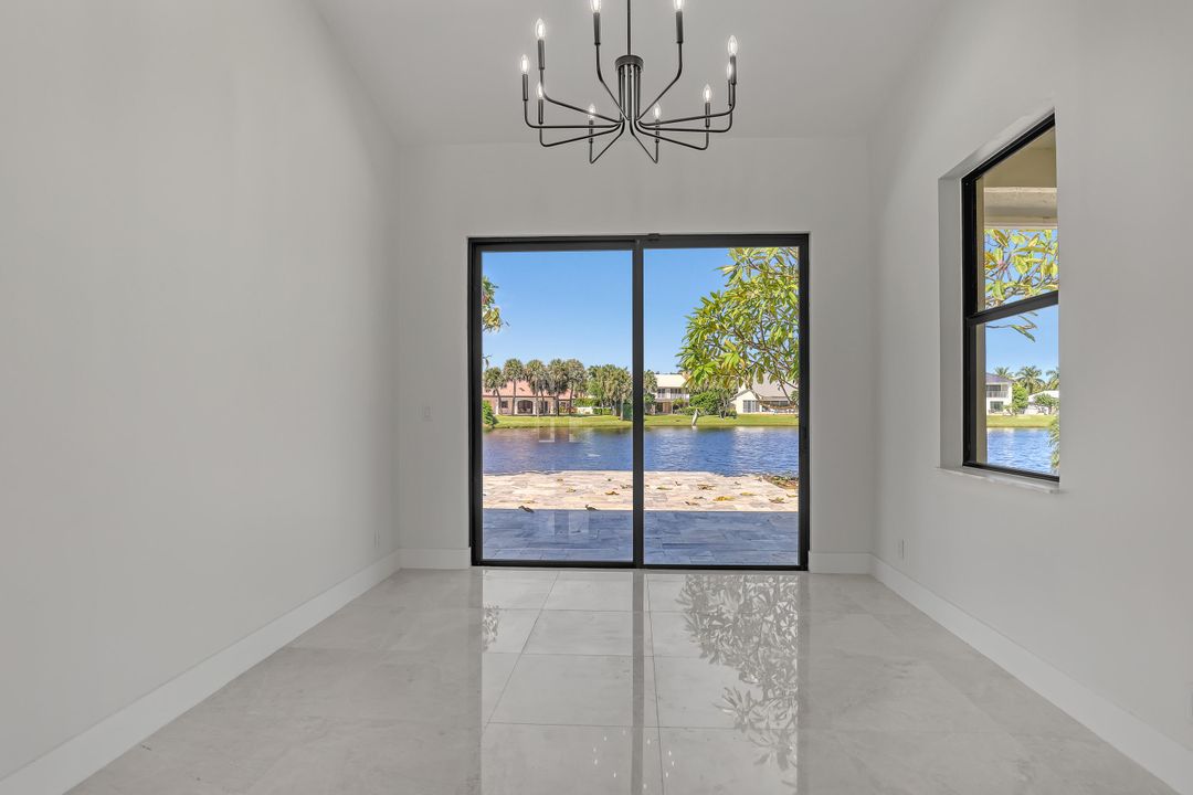 En Venta: $3,599,000 (4 camas, 3 baños, 3000 Pies cuadrados)