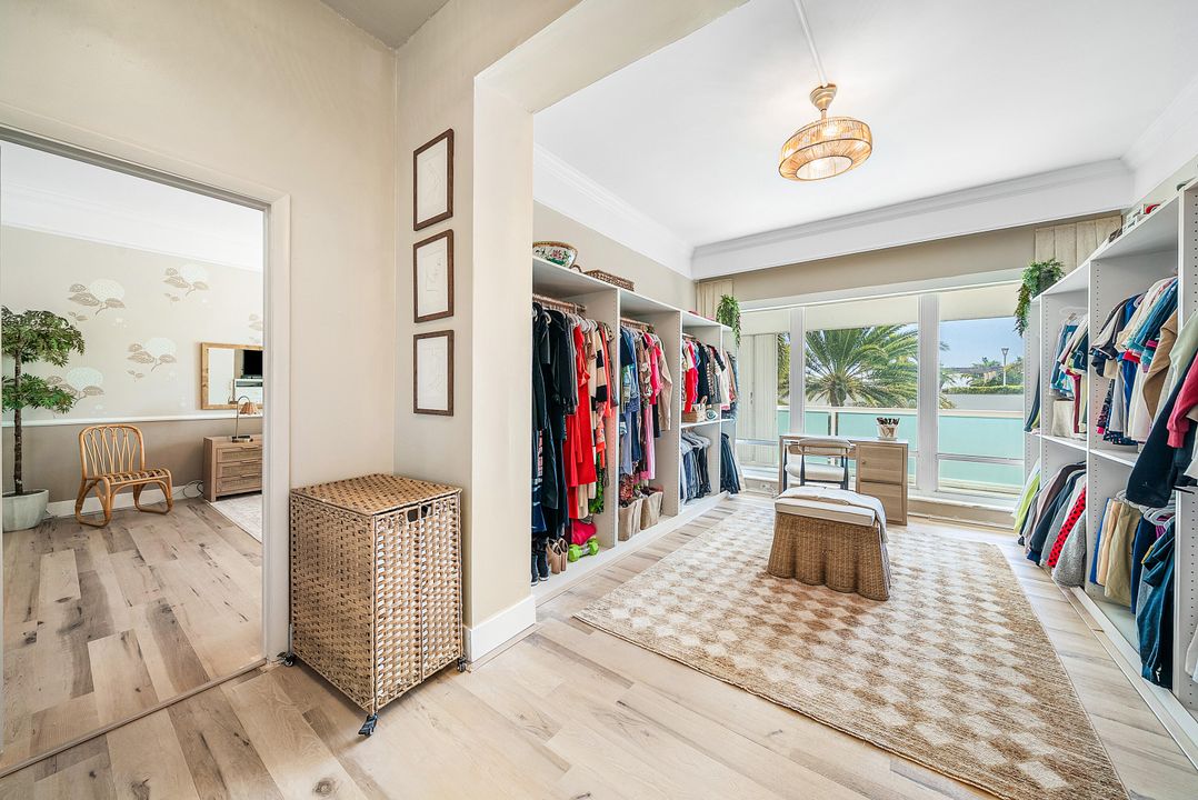 На продажу: $1,395,000 (4 спален, 4 ванн, 3003 Квадратных фут)