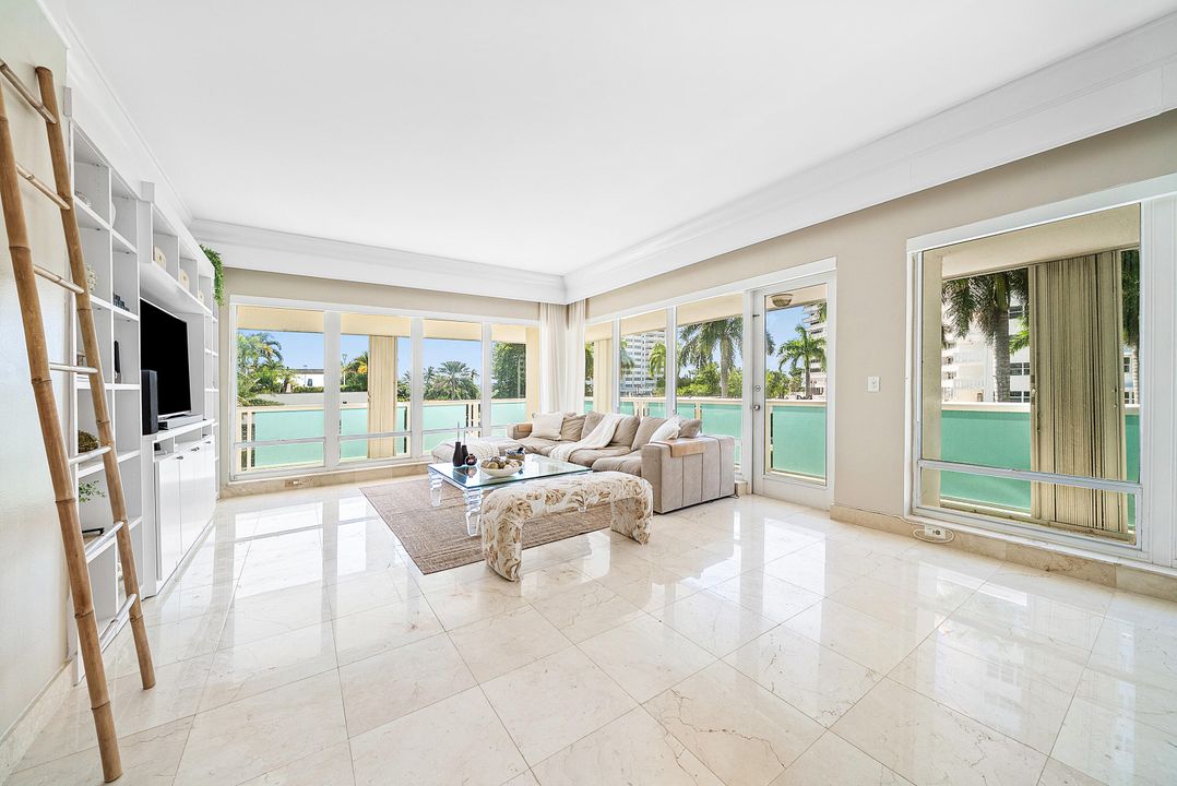 На продажу: $1,395,000 (4 спален, 4 ванн, 3003 Квадратных фут)