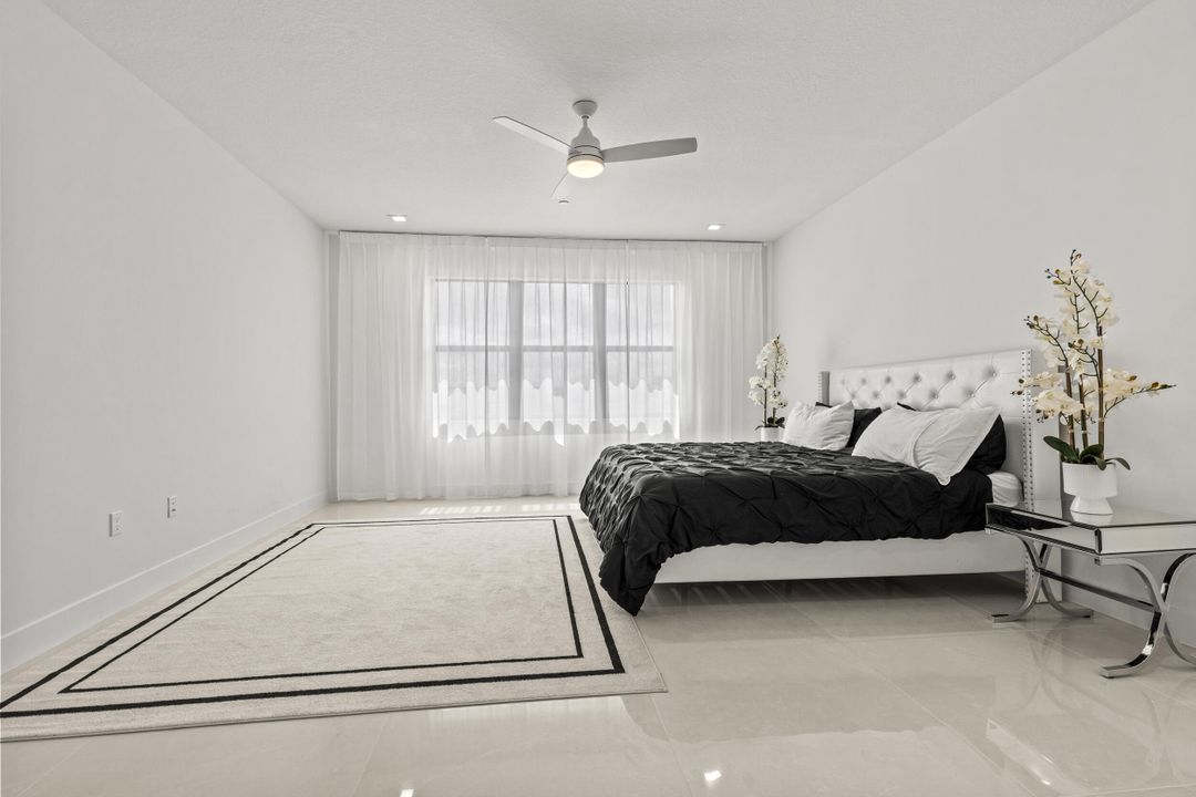 For Rent: $17,000 (6 beds, 6 baths, 5334 Square Feet)