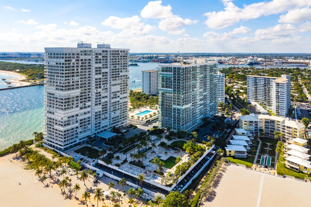 На продажу: $1,395,000 (4 спален, 4 ванн, 3003 Квадратных фут)