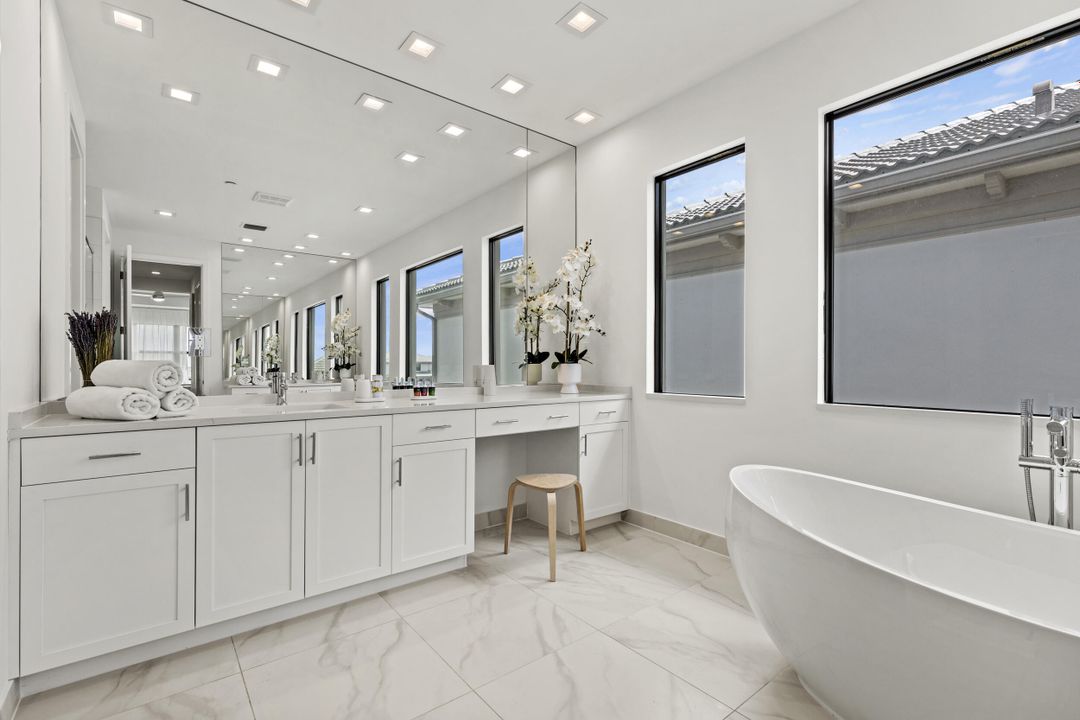 For Rent: $17,000 (6 beds, 6 baths, 5334 Square Feet)