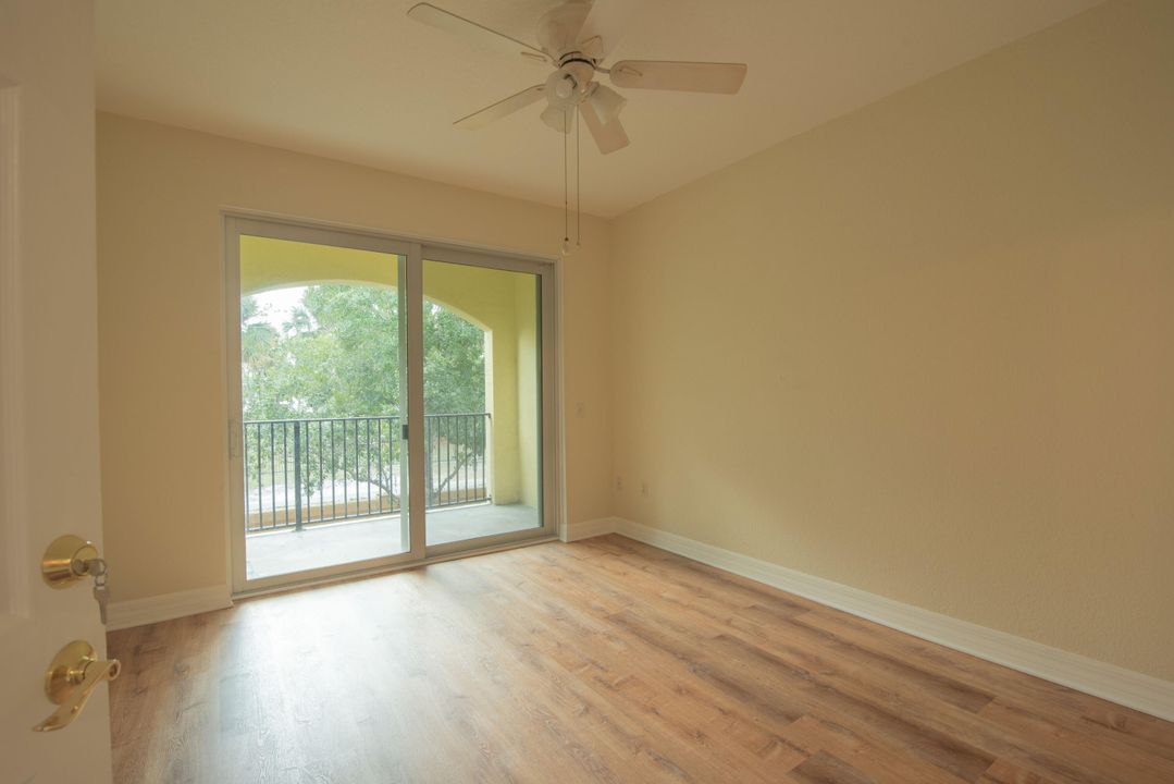 В аренду: $2,200 (3 спален, 2 ванн, 1427 Квадратных фут)