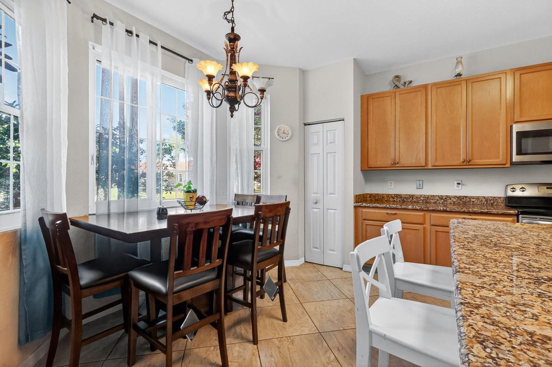 For Sale: $635,000 (4 beds, 2 baths, 2592 Square Feet)