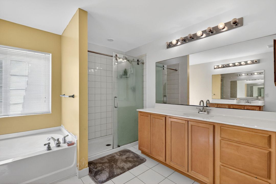 For Sale: $635,000 (4 beds, 2 baths, 2592 Square Feet)