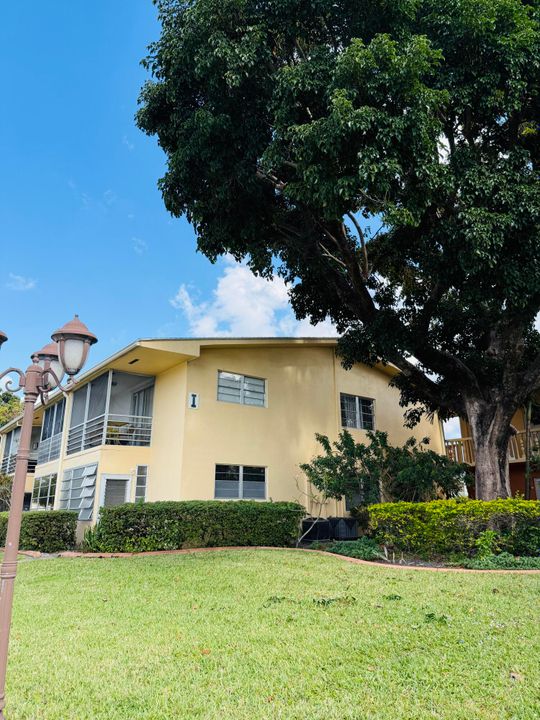 На продажу: $65,000 (1 спален, 1 ванн, 570 Квадратных фут)