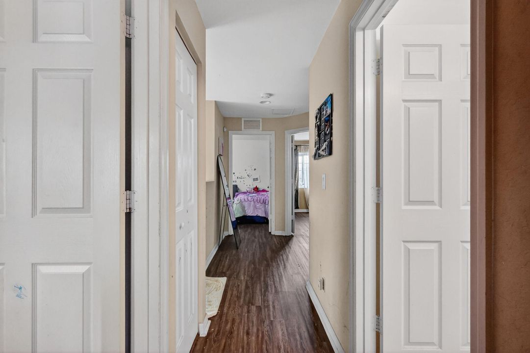 For Sale: $635,000 (4 beds, 2 baths, 2592 Square Feet)