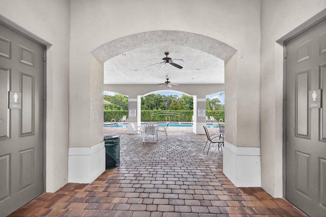 For Sale: $635,000 (4 beds, 2 baths, 2592 Square Feet)