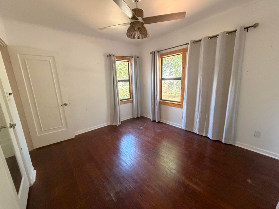 En Renta: $3,300 (2 camas, 1 baños, 931 Pies cuadrados)