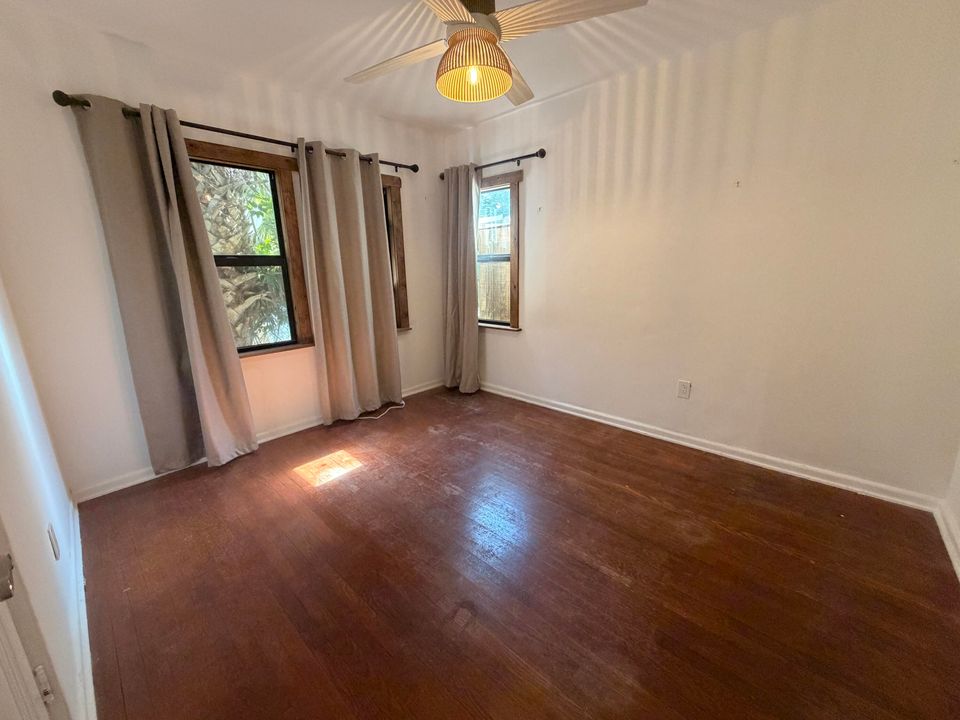 En Renta: $3,300 (2 camas, 1 baños, 931 Pies cuadrados)