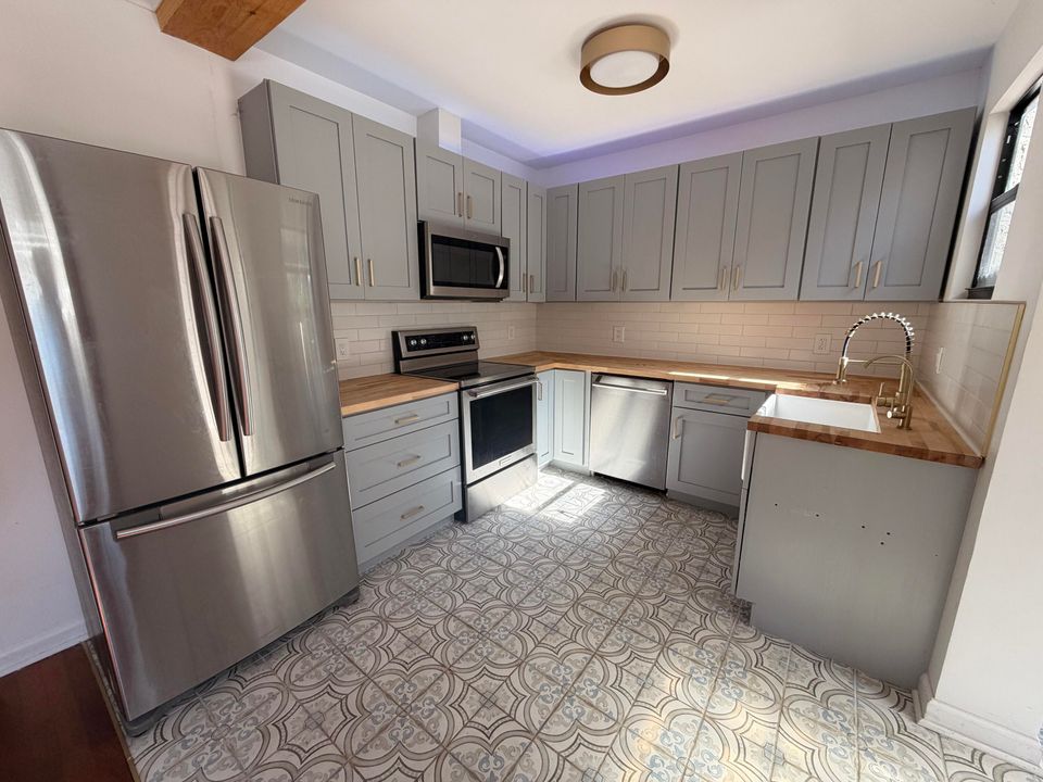 En Renta: $3,300 (2 camas, 1 baños, 931 Pies cuadrados)