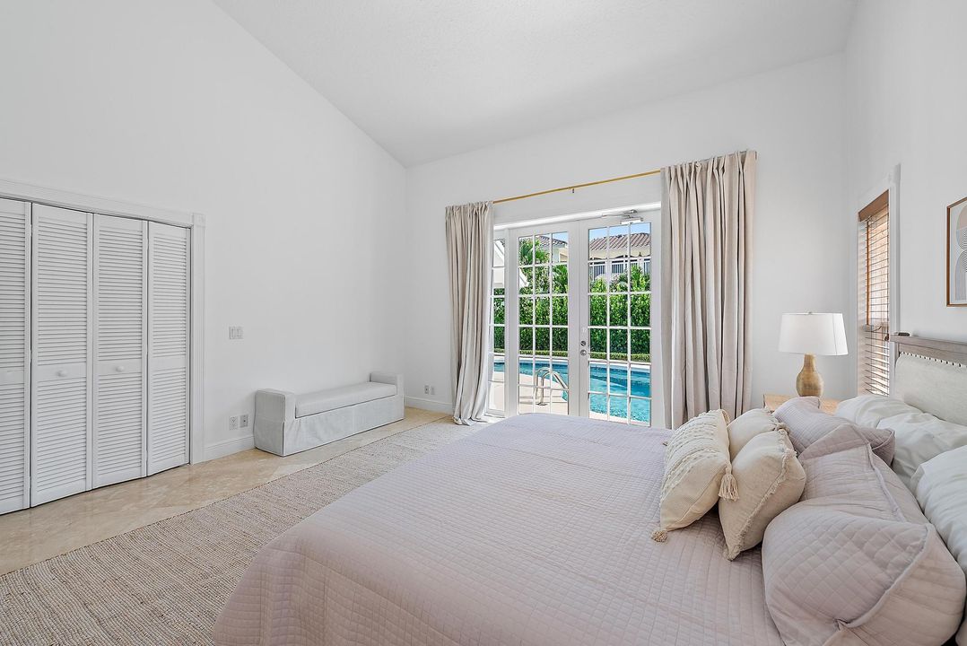 В аренду: $11,000 (3 спален, 2 ванн, 2586 Квадратных фут)