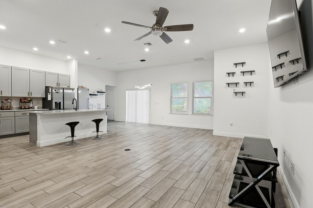 For Sale: $495,000 (4 beds, 3 baths, 2132 Square Feet)