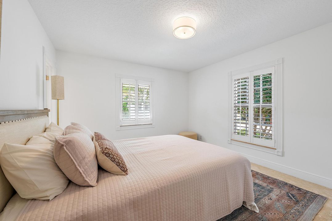 В аренду: $11,000 (3 спален, 2 ванн, 2586 Квадратных фут)