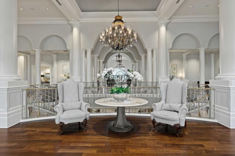 For Rent: $20,000 (4 beds, 5 baths, 4080 Square Feet)