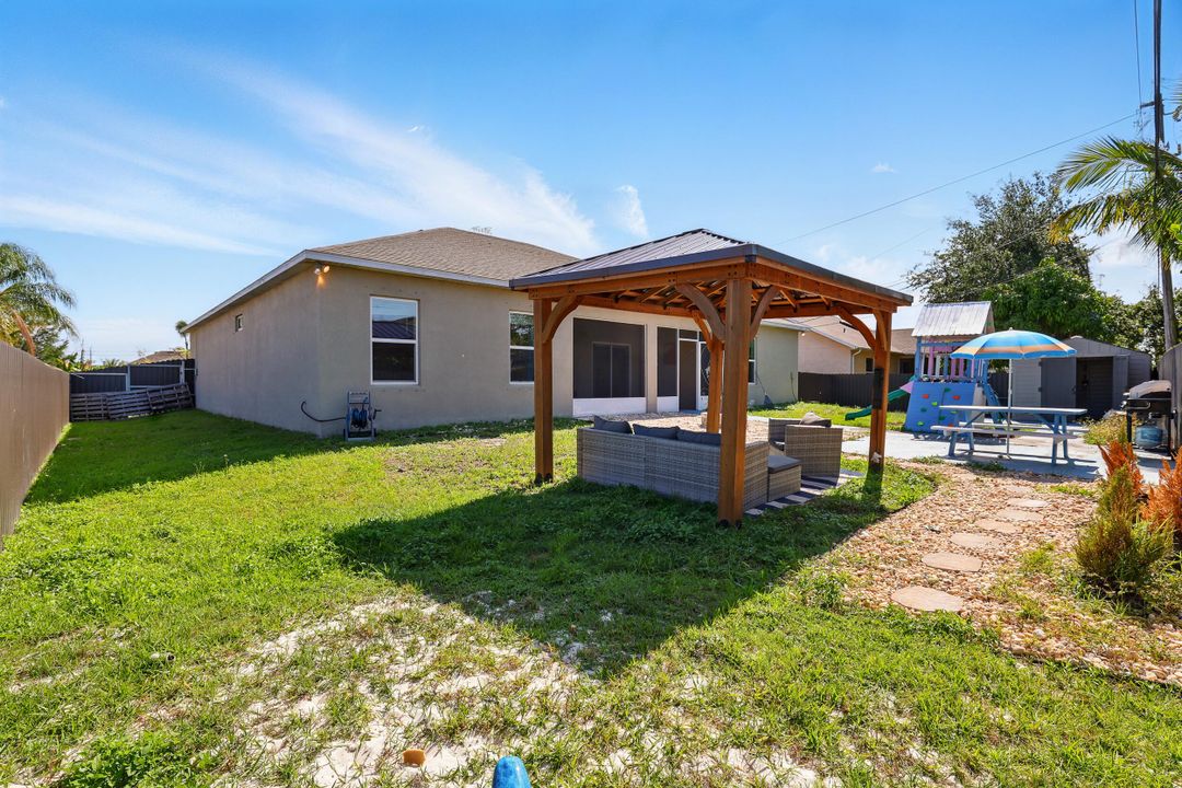 For Sale: $495,000 (4 beds, 3 baths, 2132 Square Feet)