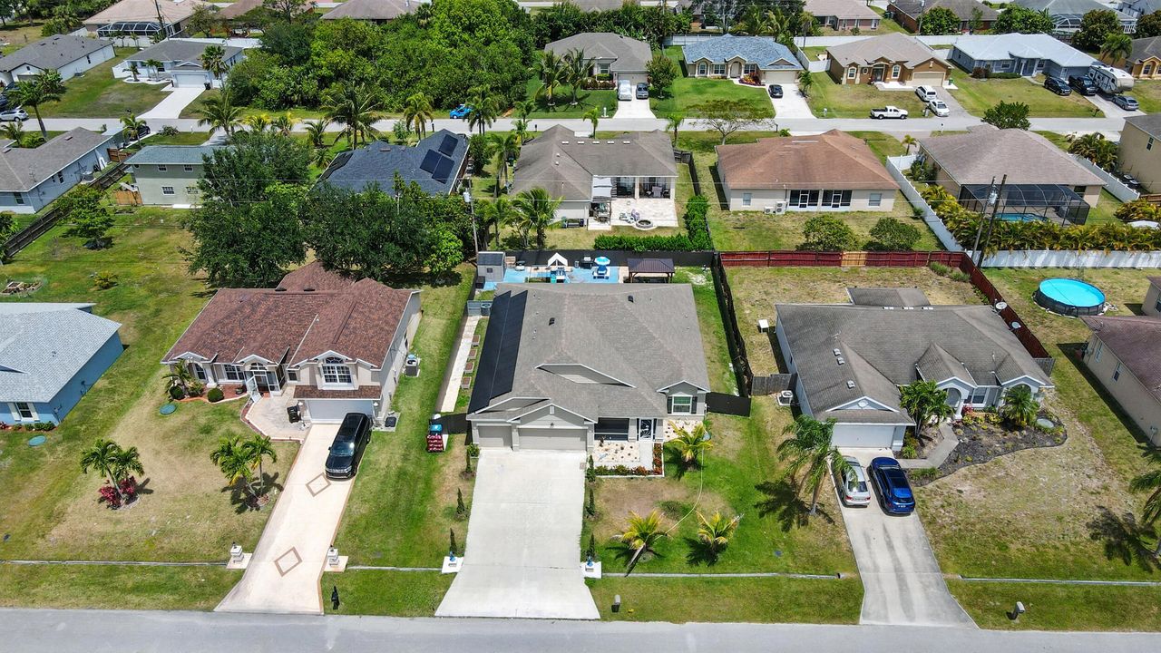 For Sale: $495,000 (4 beds, 3 baths, 2132 Square Feet)