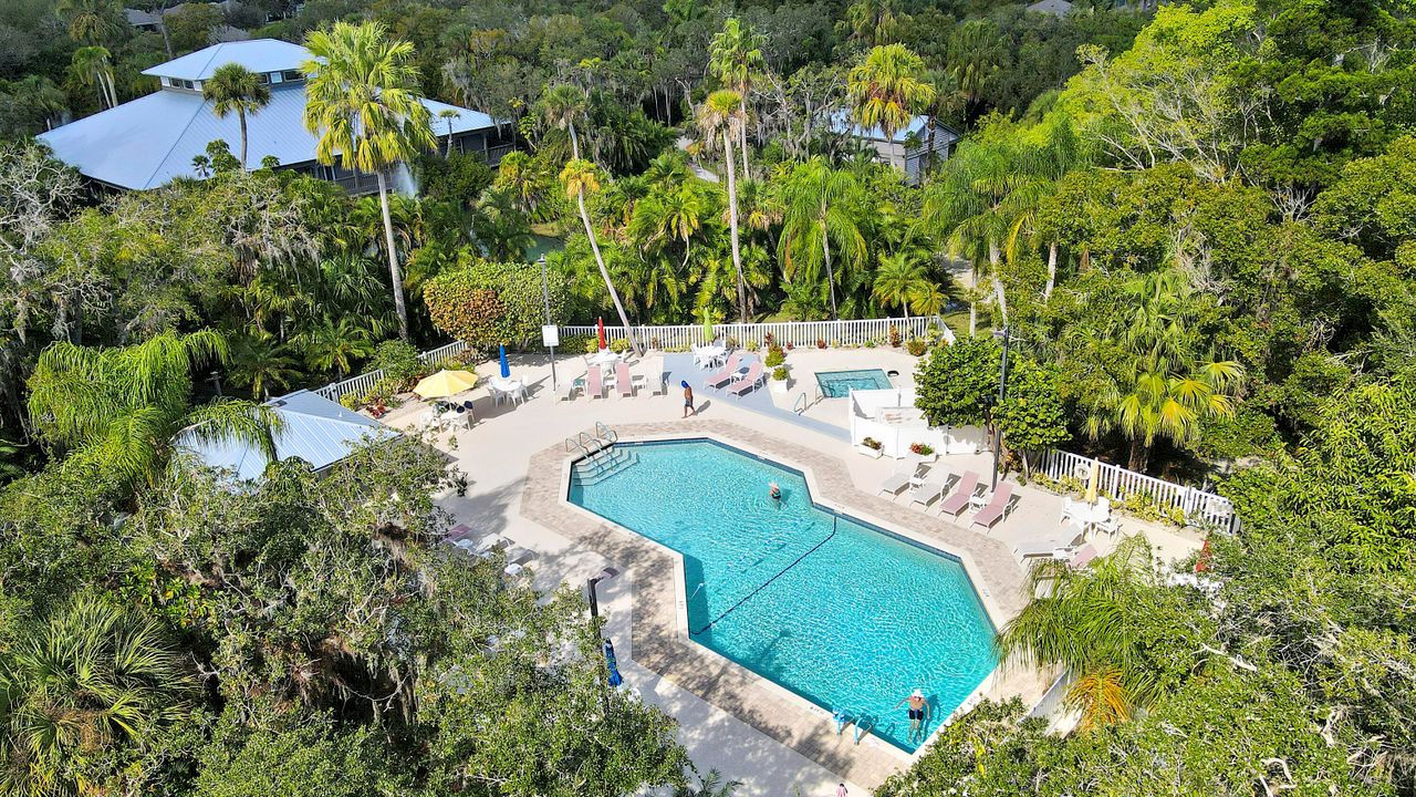 Activo con contrato: $297,000 (3 camas, 2 baños, 1800 Pies cuadrados)