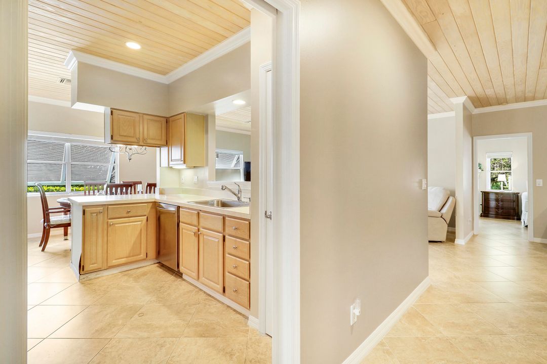 Activo con contrato: $297,000 (3 camas, 2 baños, 1800 Pies cuadrados)