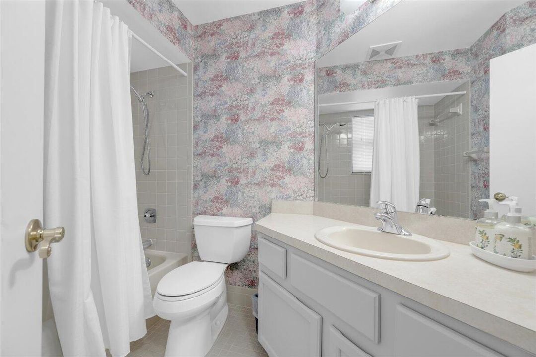 На продажу: $550,000 (2 спален, 2 ванн, 1540 Квадратных фут)