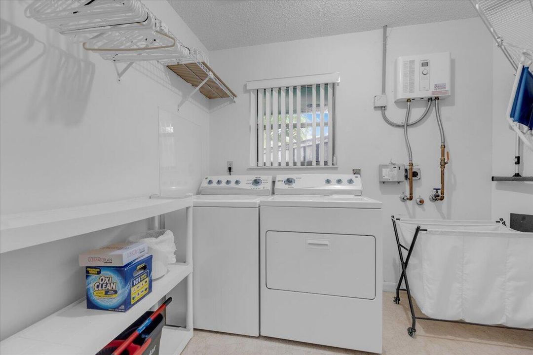 На продажу: $550,000 (2 спален, 2 ванн, 1540 Квадратных фут)