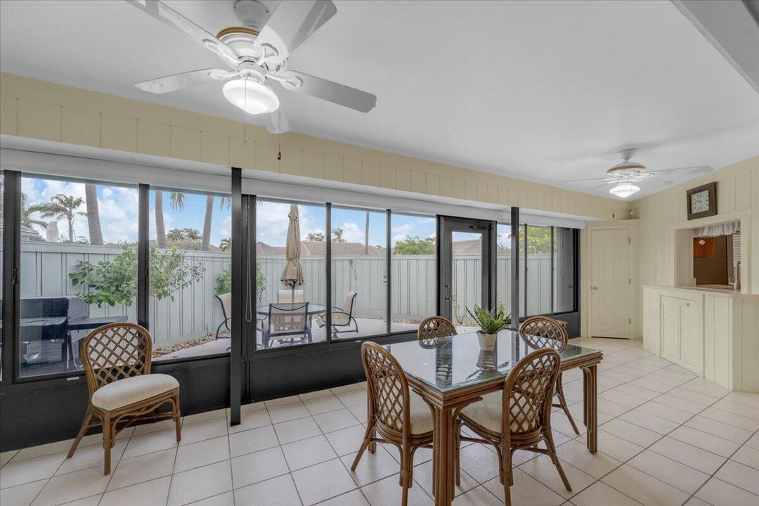 На продажу: $550,000 (2 спален, 2 ванн, 1540 Квадратных фут)