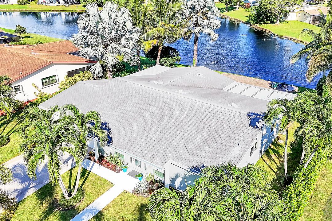 合同活跃: $649,900 (2 贝兹, 2 浴室, 1884 平方英尺)