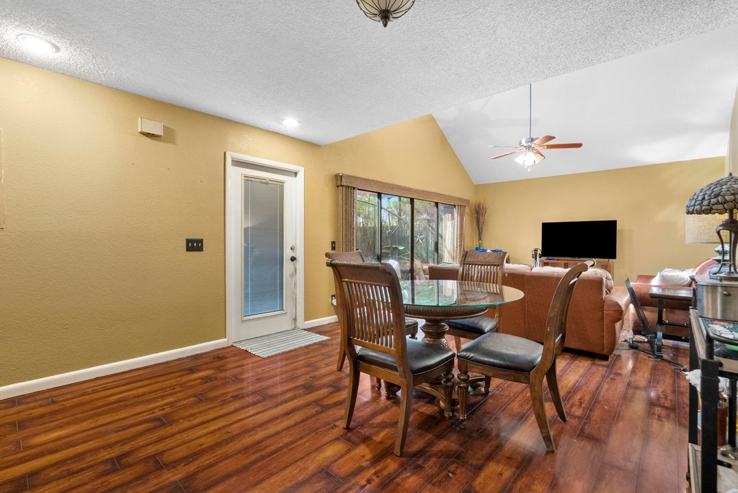 For Sale: $260,000 (2 beds, 2 baths, 1764 Square Feet)